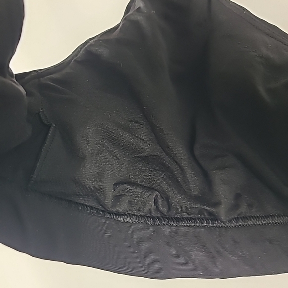 Lululemon Women's Stash It All Bra Luxtreme Black Sz 8 EUC - Picture 7 of 9